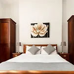 Ξενοδοχείο The Regency, Clifton 4*