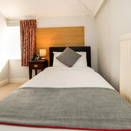 The Regency, Clifton 酒店 4*