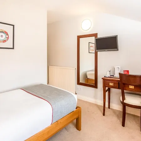 Oyo The Regency, Clifton Hotel Bristol