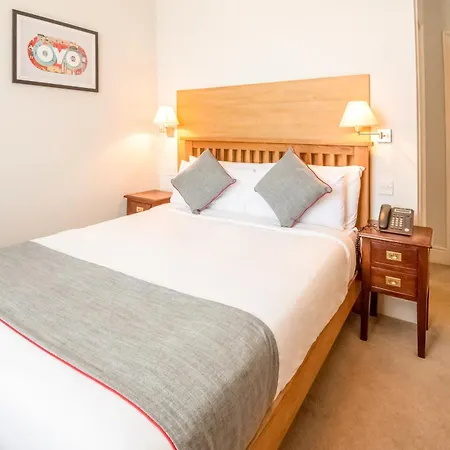 Hotel Oyo The Regency, Clifton Bristol