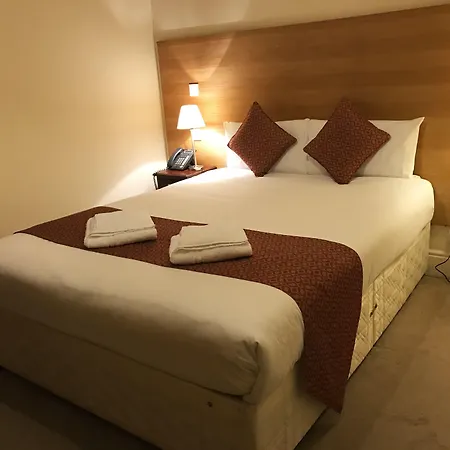 Готель The Regency, Clifton 4*