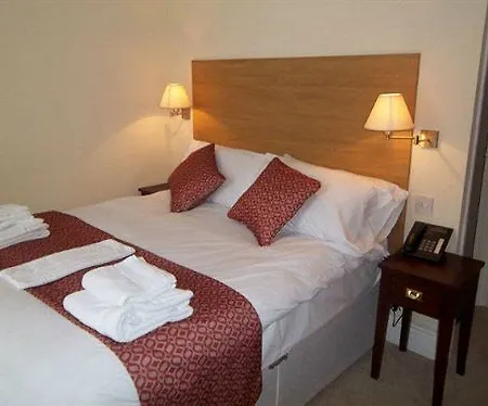 Oyo The Regency, Clifton Bristol