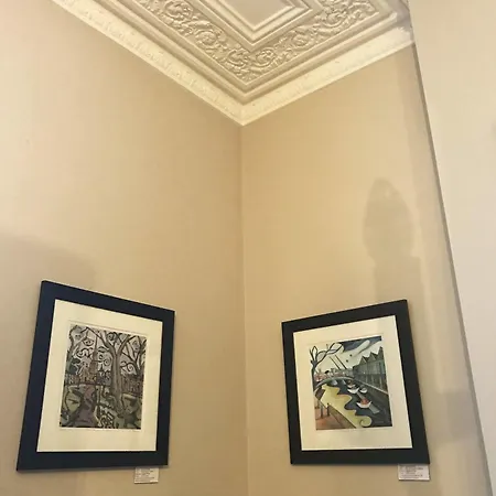 Oyo The Regency, Clifton 3* Бристоль