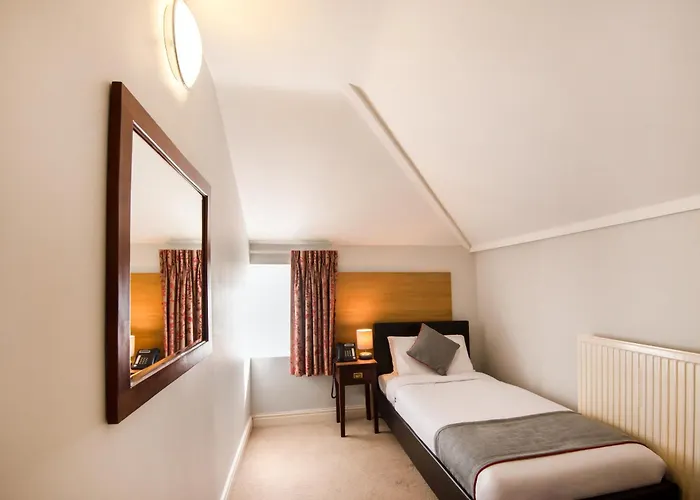 The Regency, Clifton 酒店