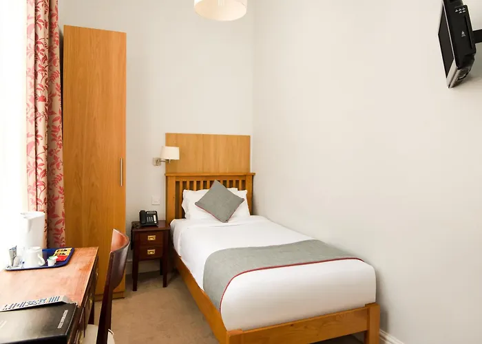 The Regency, Clifton 4* 布里斯托