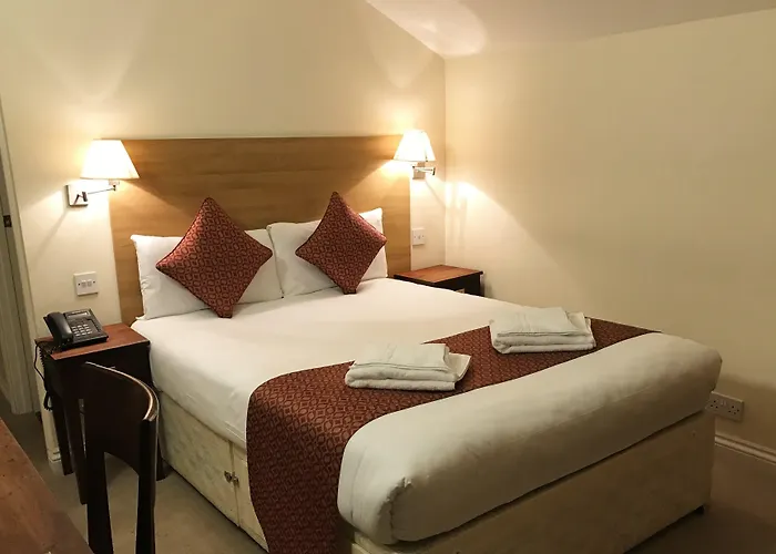 The Regency, Clifton 酒店 4*