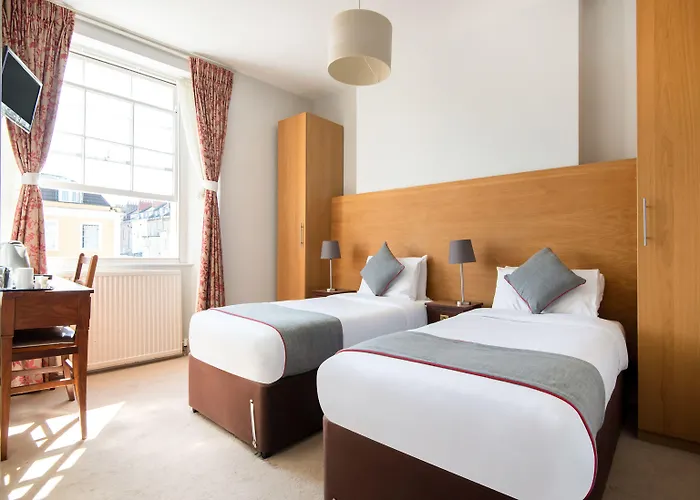 The Regency, Clifton 酒店 4*