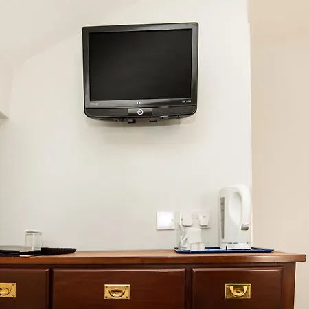 Oyo The Regency, Clifton Hotel Bristol