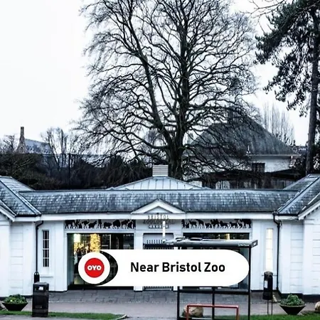 Oyo The Regency, Clifton 3* Bristol