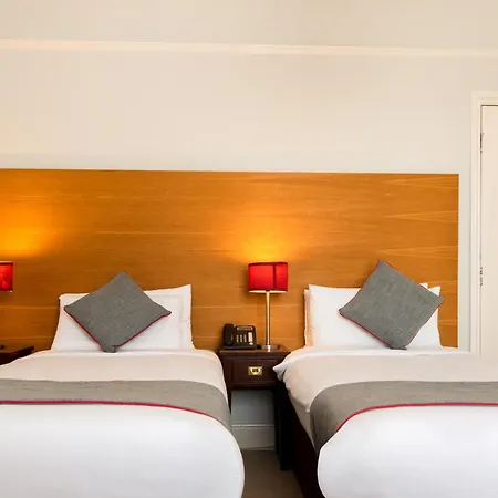 Hotel Oyo The Regency, Clifton 3*