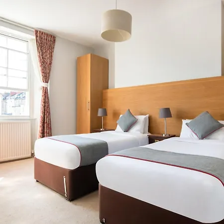 Hotel Oyo The Regency, Clifton 3*