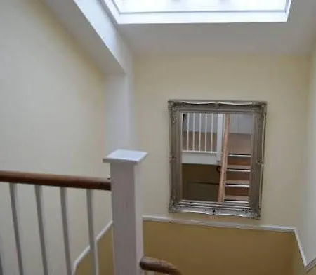Oyo The Regency, Clifton 3* Bristol